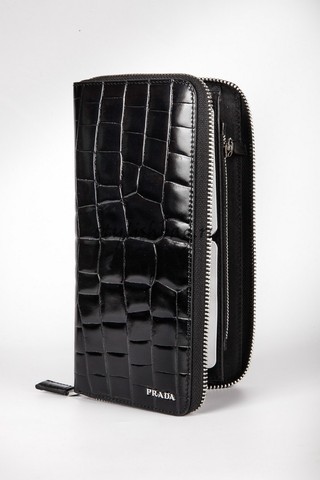 Мужской кошелек Prada Black Zip Around Patent Leather